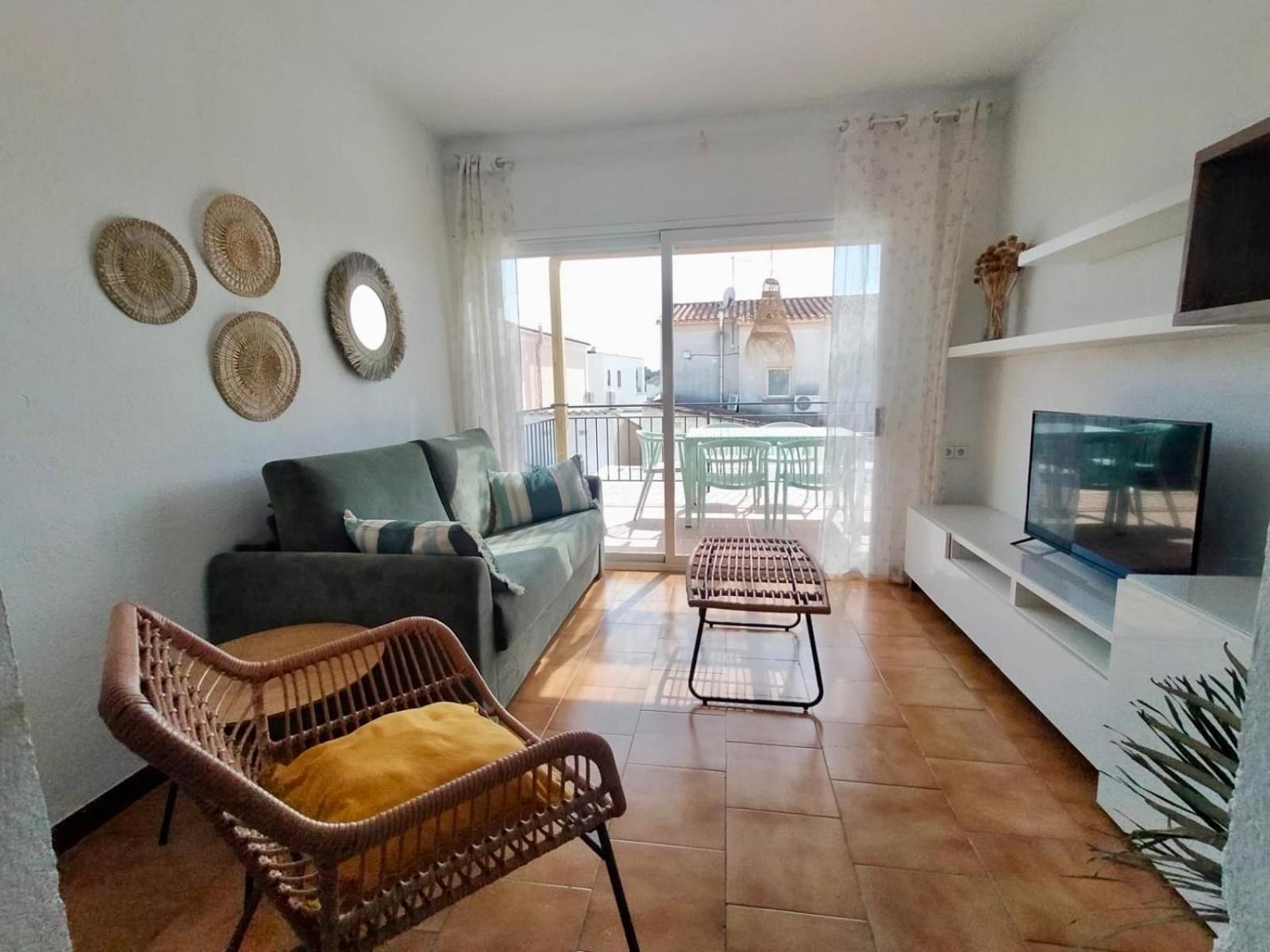 Gorgot P1 I Apartamento Con Terraza Y Piscina Comunitaria Cerca De La Playa Эмпуриабрава Экстерьер фото