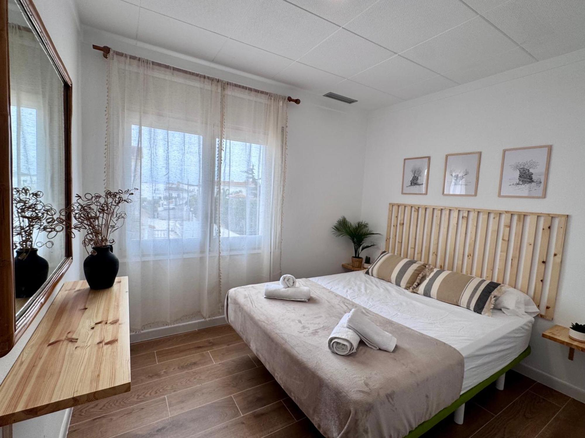 Gorgot P1 I Apartamento Con Terraza Y Piscina Comunitaria Cerca De La Playa Эмпуриабрава Экстерьер фото